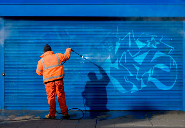 Best Pressure Washing Siding  in Lewiston, CA